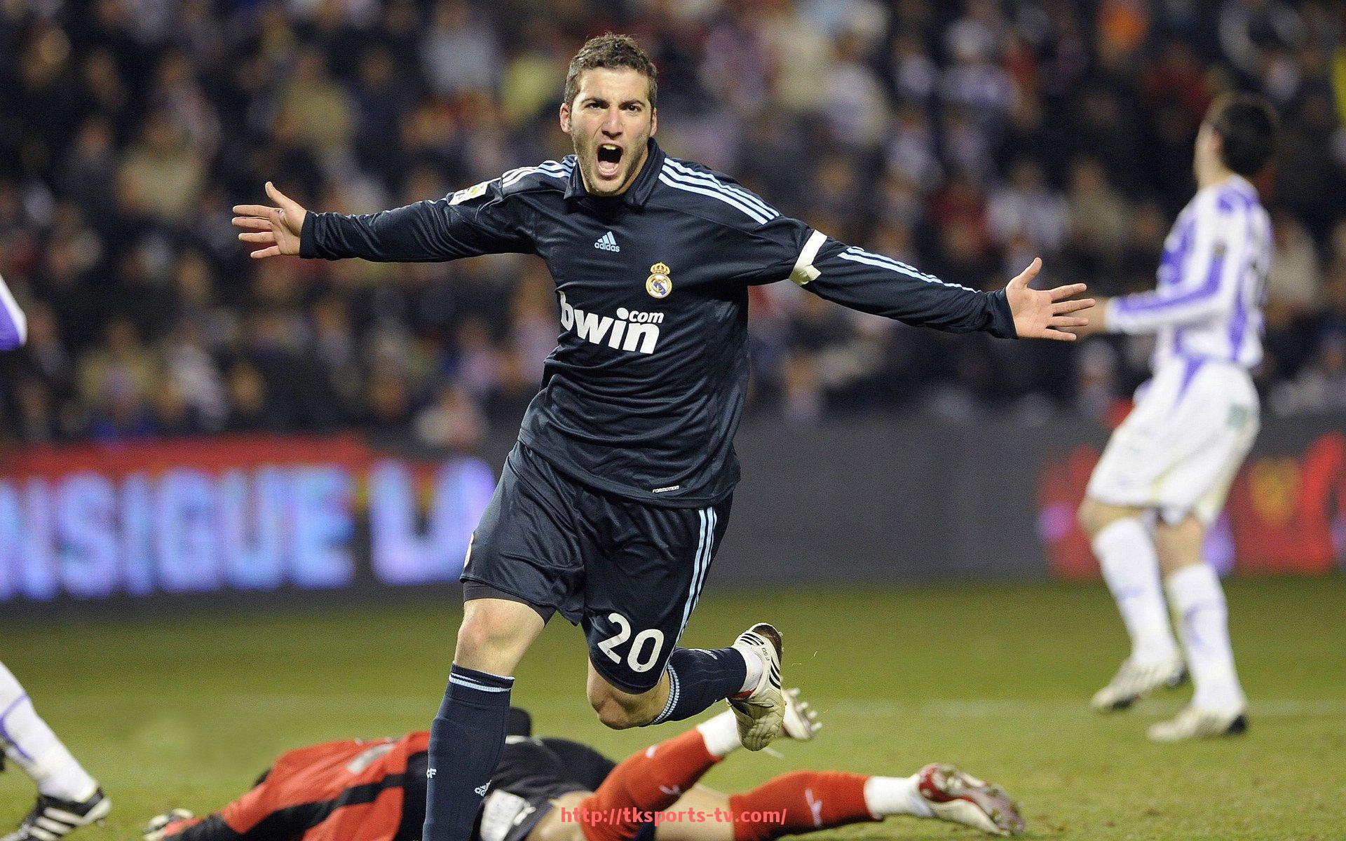 TK体育直播-空场比赛对德甲球队表现和联赛氛围的影响研究 TK体育直播-空场比赛对德甲球队表现和联赛氛围的影响研究